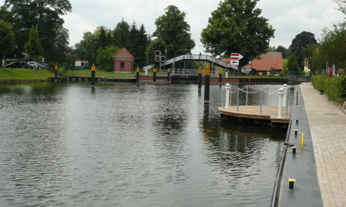 neubau-kaimauer-elde-mueritz-wasserstrasse-2.jpg